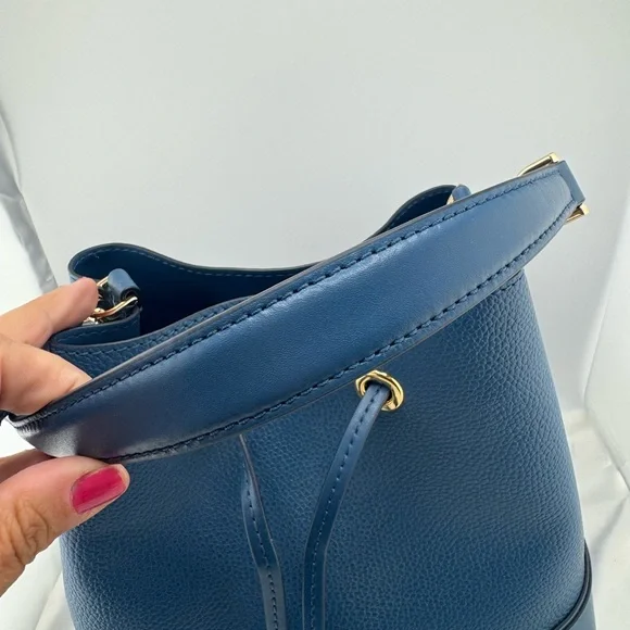 Michael‎ Kors Mercer Gallery Convertible Blue Leather Bucket Bag